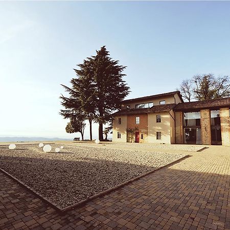 Cascina Langa Guest House Trezzo Tinella Ngoại thất bức ảnh